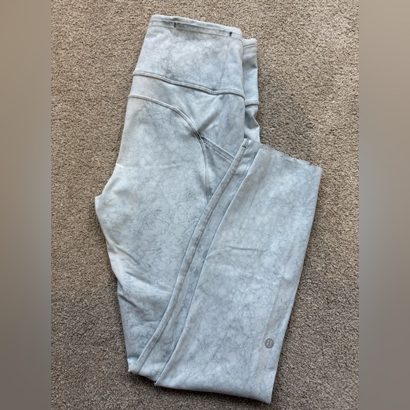 Lululemon Fast and Free High-Rise Leggings  31’Size 8 Women's - Picture 1 of 3